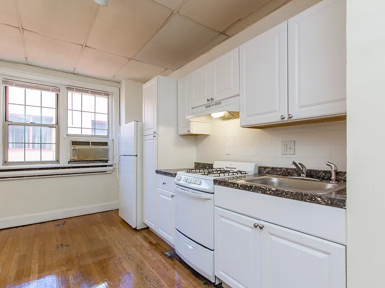 Juniper Place — Photo 27