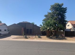 2716 W Oakgrove Ln, Chandler, AZ 85224