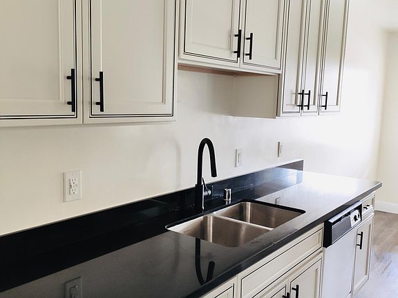 3rd image of 2869 Alma St #2869
