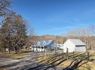 34 Nichols St, Union, WV 24983