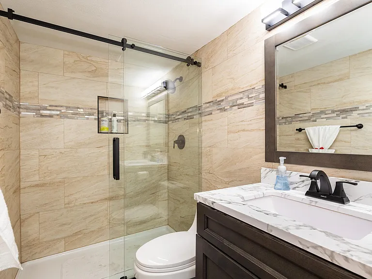2335 N Oakmont Dr — Photo 15