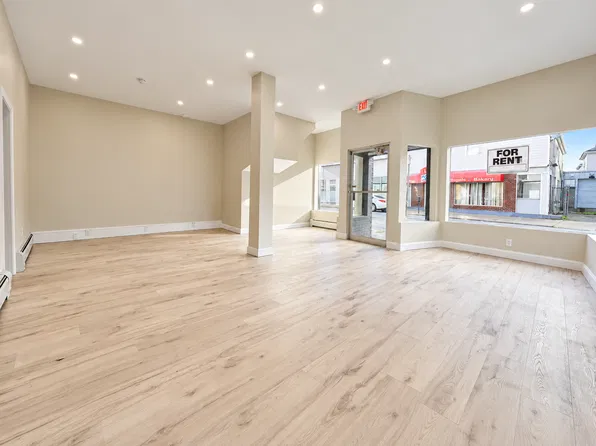 1653 Acushnet Ave, New Bedford, MA