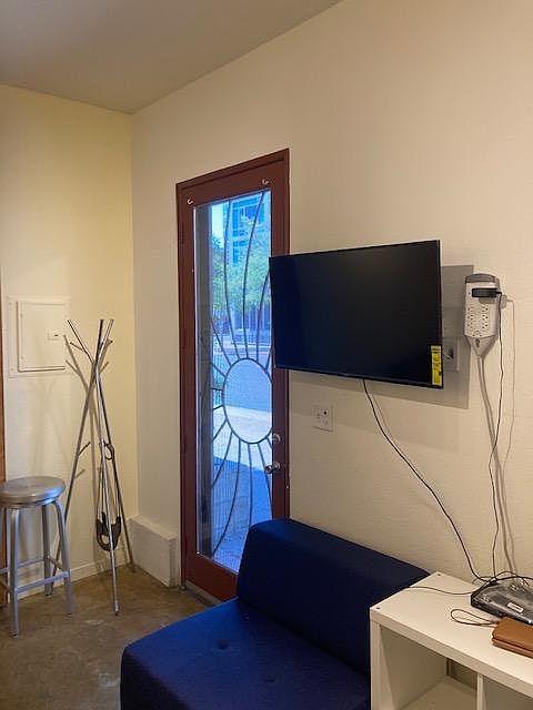 1st image of 981 Island Ave #10