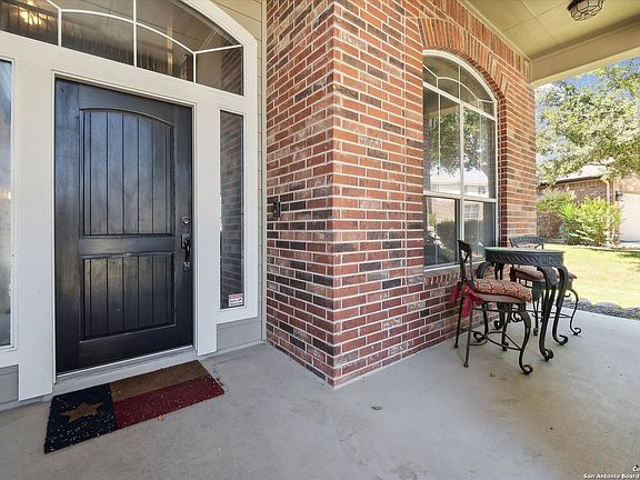 5th image of 705 Sarazen Ct