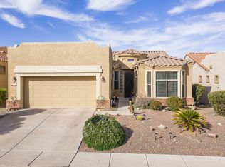 542 W Shadow Wood St, Green Valley, AZ 85614