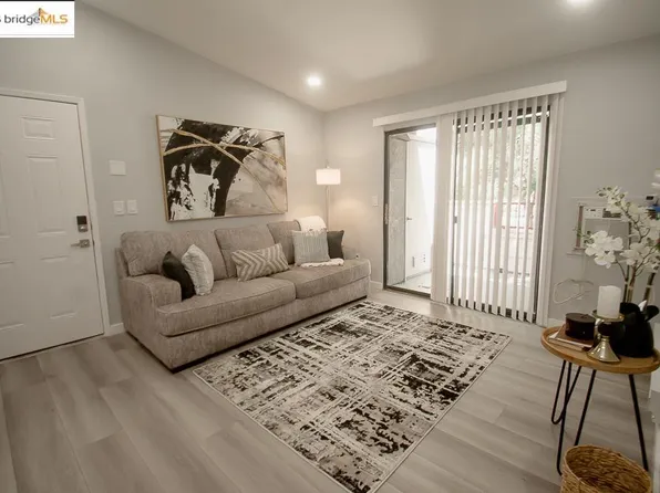 5 Lancaster Cir APT 231, Bay Point, CA 94565