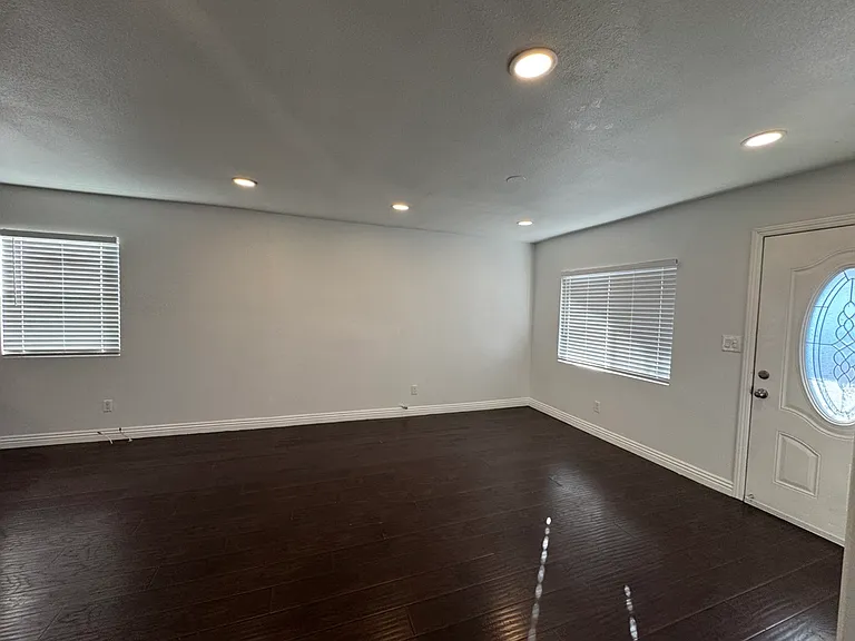 847 W Gage Ave #1 — Photo 21