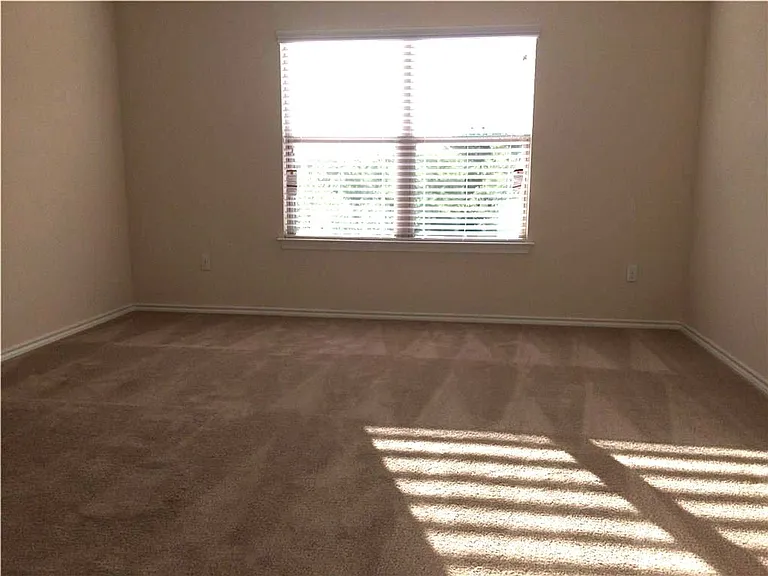 12029 Arran St — Photo 12