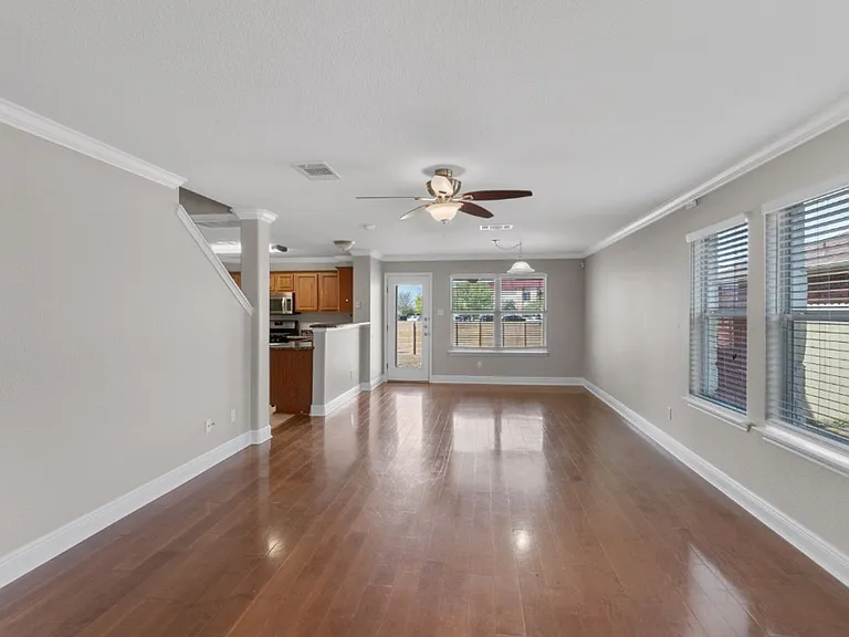 3417 Savage Springs Dr — Photo 4