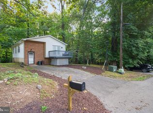 8348 Evergreen Dr, Lusby, MD 20657