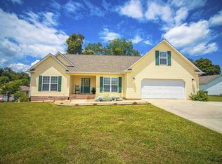 205 Timber Ridge Cir, Madisonville, TN 37354