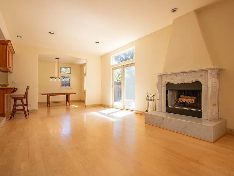 111 Misty Ct — Photo 10