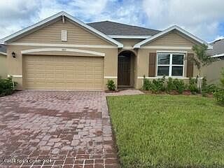 1st image of 1005 Dugan Cir SE