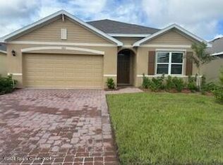 1005 Dugan Cir SE, Palm Bay, FL 32909
