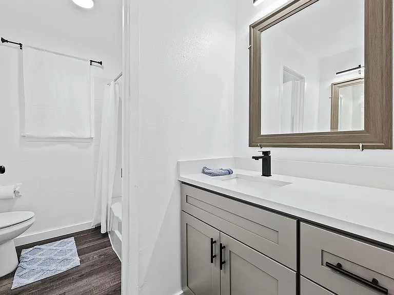 1706 Elmhurst Dr #A — Photo 14