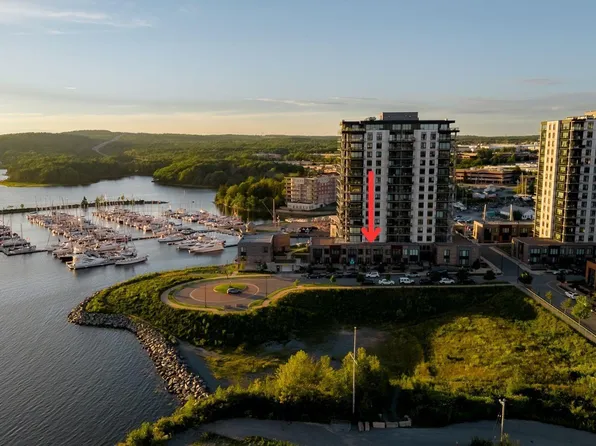 78 Seapoint Rd, Dartmouth, NS B3B 0R2