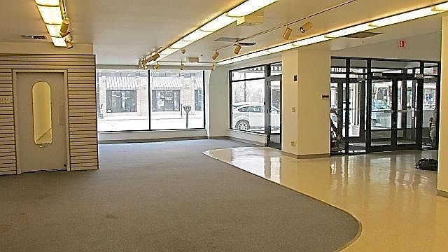 2nd image of 427 Main St