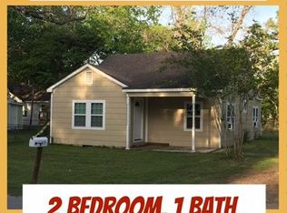 517 Front St, Columbus, TX 78934