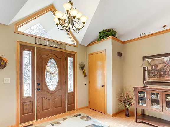 3rd image of 2749 Jade Cir E