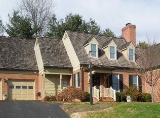 210 Kings Sq, Staunton, VA 24401