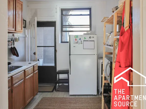 2606 W Gunnison St APT 3, Chicago, IL 60625