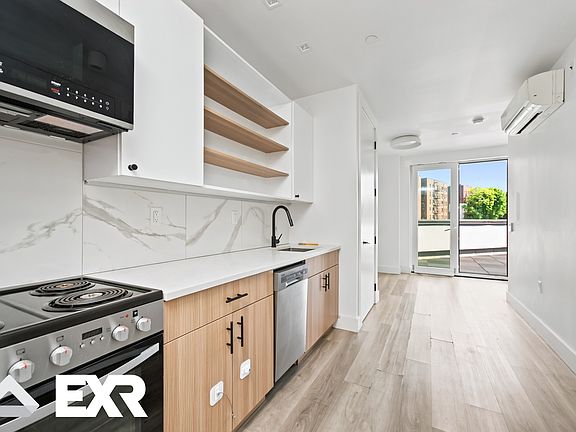 5th image of 1634 Church Ave #205G