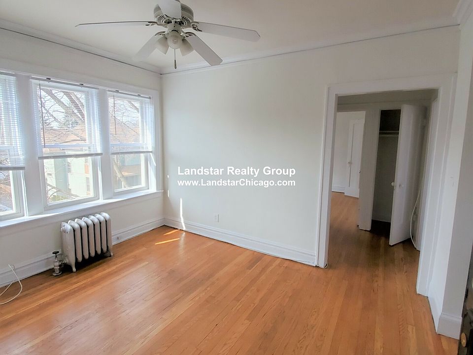 1st image of 4509 N Oakley Ave Unit 3