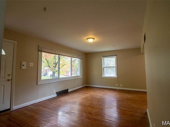 3rd image of 9123 Church Rd