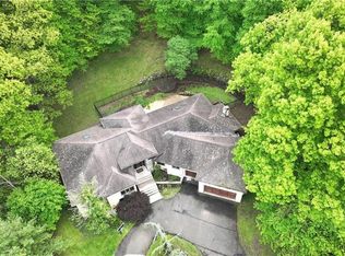 26 Rakentine Ln, Garnerville, NY 10923