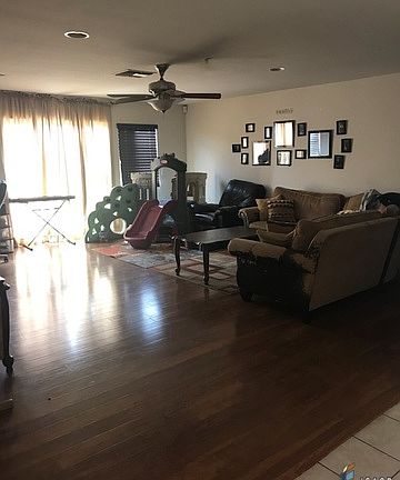 3rd image of 1421 Saboba Ct