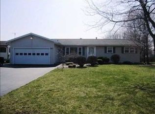 140 Donna Marie Cir N, Rochester, NY 14606