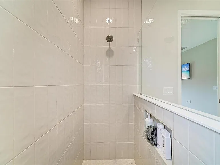 1079 Waterline Ct — Photo 30