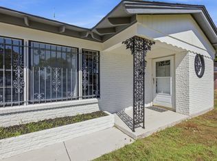 2313 Clearview Dr, Fort Worth, TX 76119