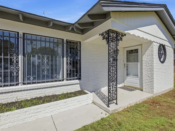 2313 Clearview Dr, Fort Worth, TX 76119
