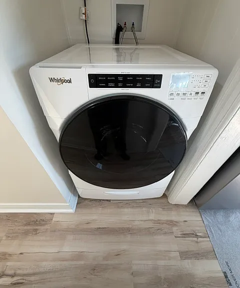 2 W Elizabeth Ave #2 — Photo 8
