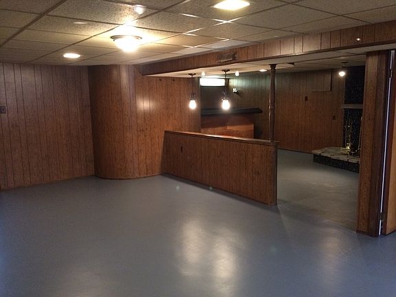 4th image of 500 Redwood Dr