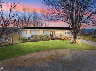 367 Toll Branch Rd, Johnson City, TN 37601