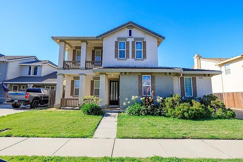 1st image of 3668 Valley Oak Dr