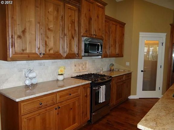 5th image of 2317 NE 125th Way