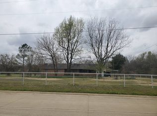 990 S Industrial Blvd, Hugo, OK 74743