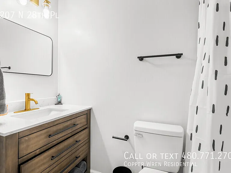2207 N 28th Pl — Photo 20