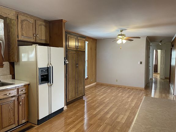 5th image of 545 Freida Dr