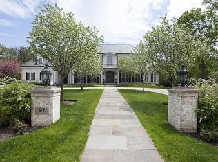 97 Indian Hill Rd, Winnetka, IL 60093
