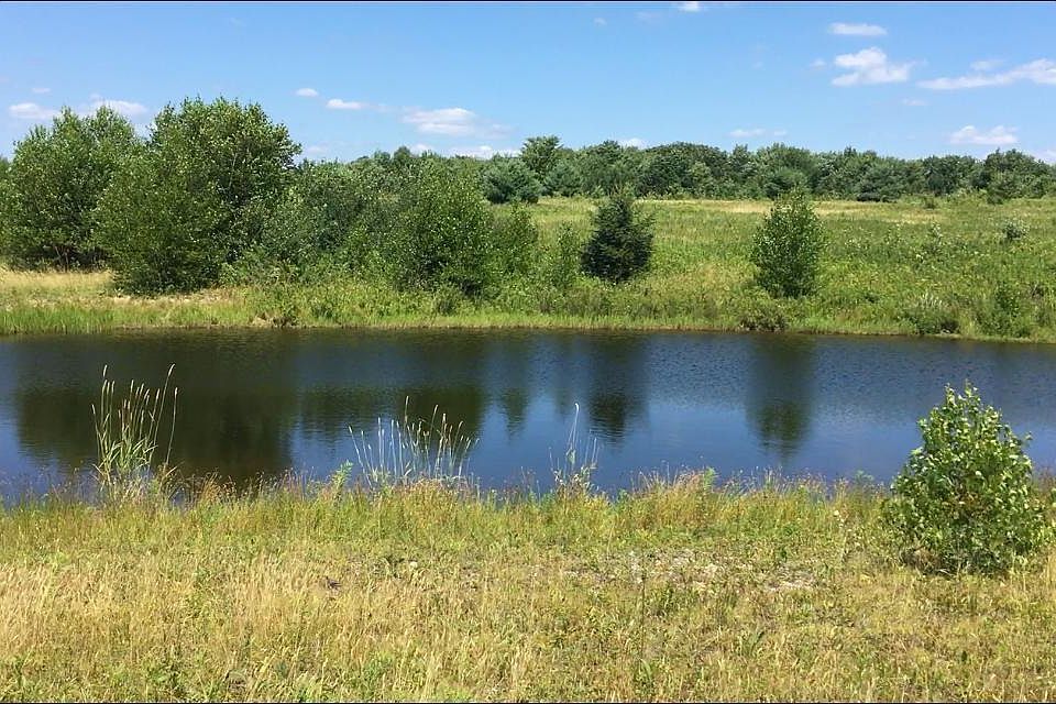 2nd image of 640 Mount Carmel Rd