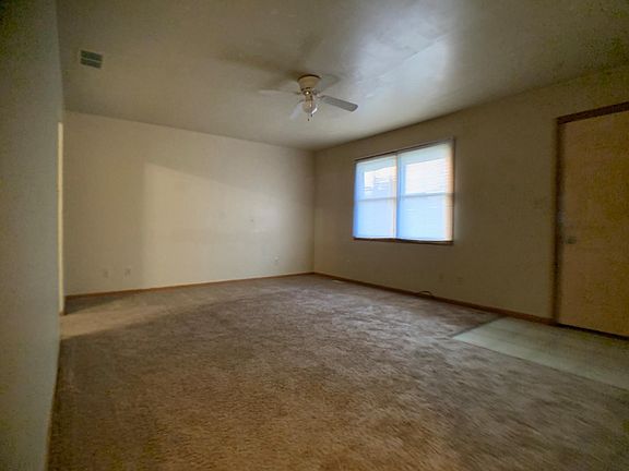 2nd image of 301 Spencer St #B