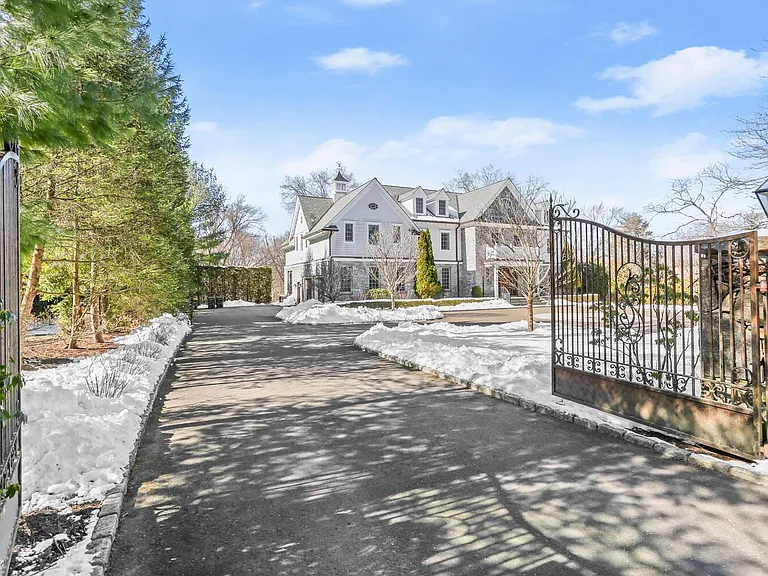 386 Westover - Gated Entry