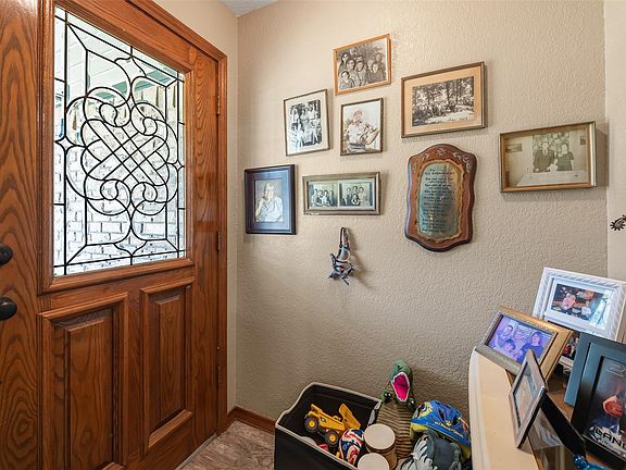 5th image of 1014 Ginger St