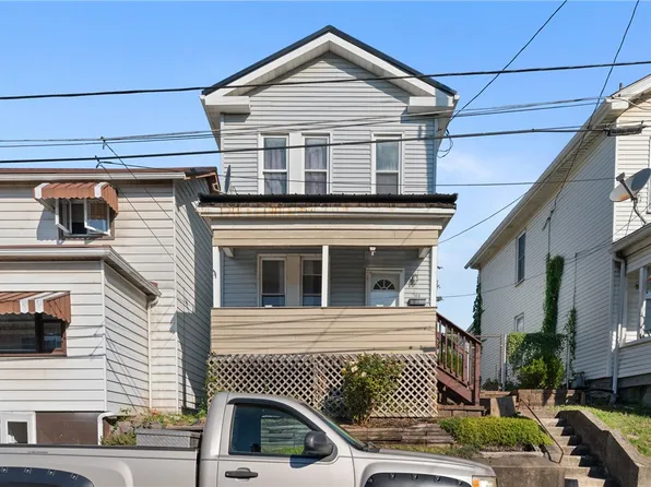 108 W 8th Ave, Tarentum, PA 15084