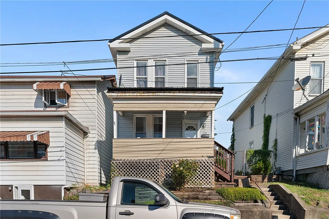 108 W 8th Ave photo 1