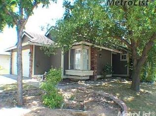 872 Vintage Oak Ave, Galt, CA 95632
